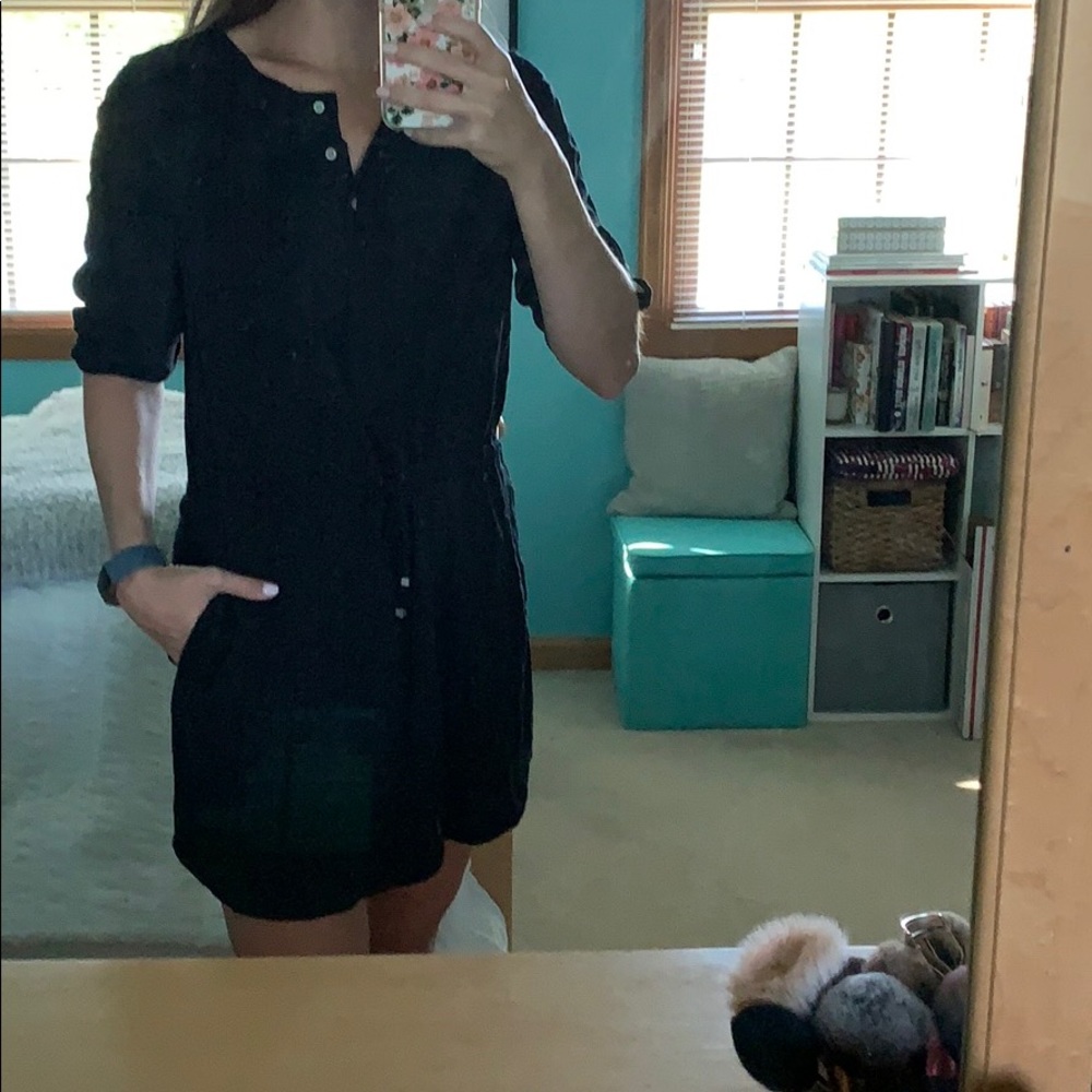 💕Lou and Grey Linen dress!